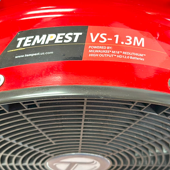 VS1.3 MILWAUKEE FAN | this kit includes - 3 M18 Batteries + 2 bay charger